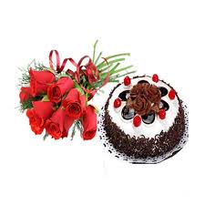 2 kg eggless Black forest cake with 3 red roses