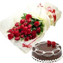 Black forest Cake with 12 Lovely Dutch Roses.