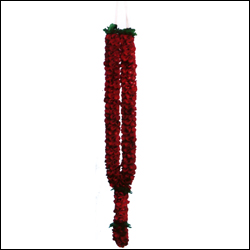 red-roses-garland
